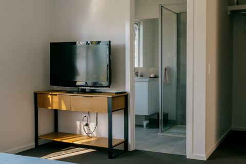The hallway past the TV nook
